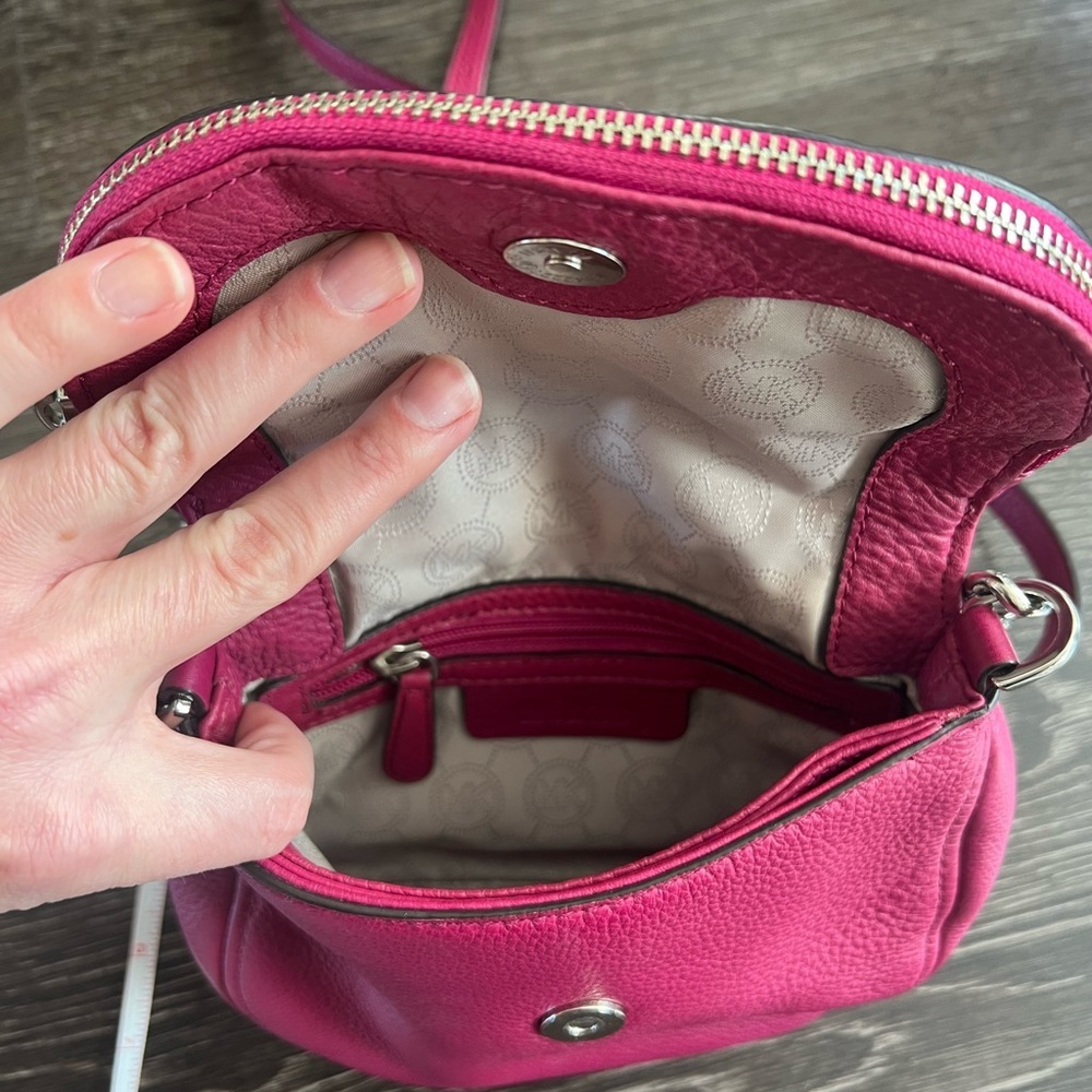 Michael Kors Fuchsia Crossbody Bag - Picture 3 of 5